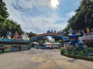 yuexiu children's park playground in guangzhou